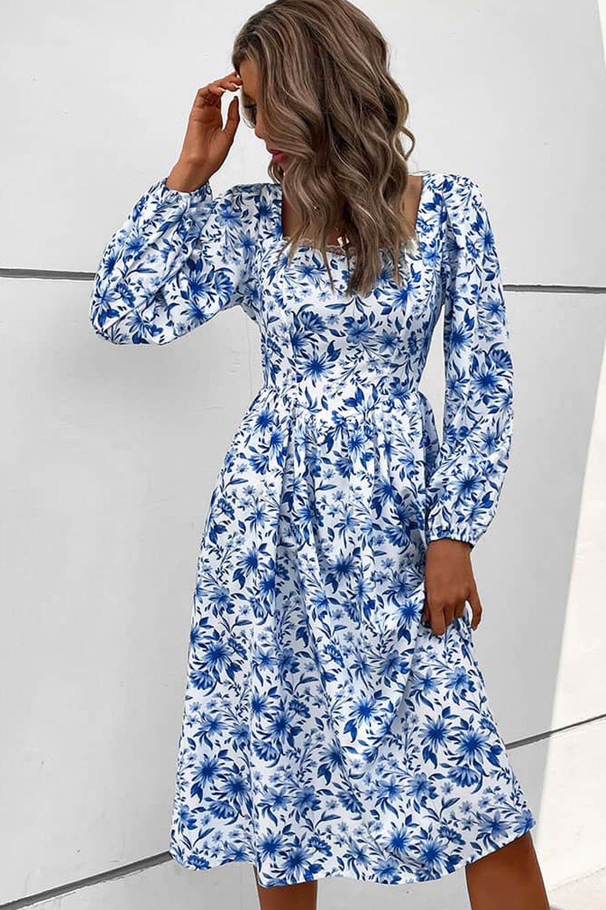 Abito midi da cerimonia Sara, stampa floreale, scollo quadrato, azzurro