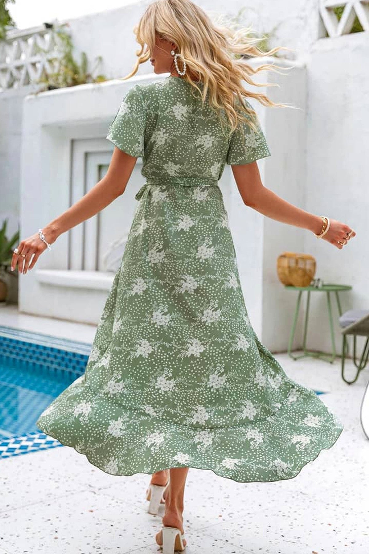 Abito da cerimonia Adele, stampa floreale, scollo incrociato, verde