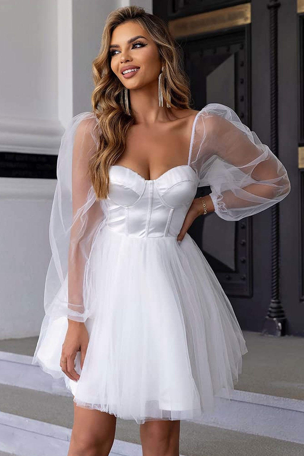 Abito corto da cerimonia Sofia, in tulle, schiena scoperta, bianco