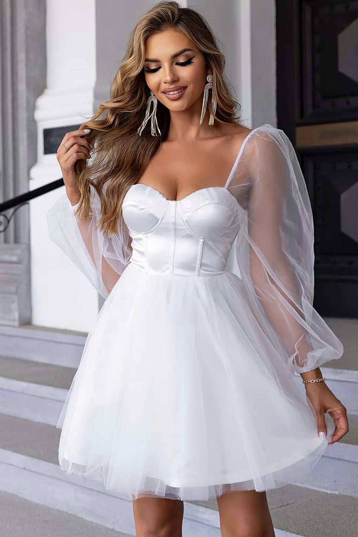 Abito corto da cerimonia Sofia, in tulle, schiena scoperta, bianco