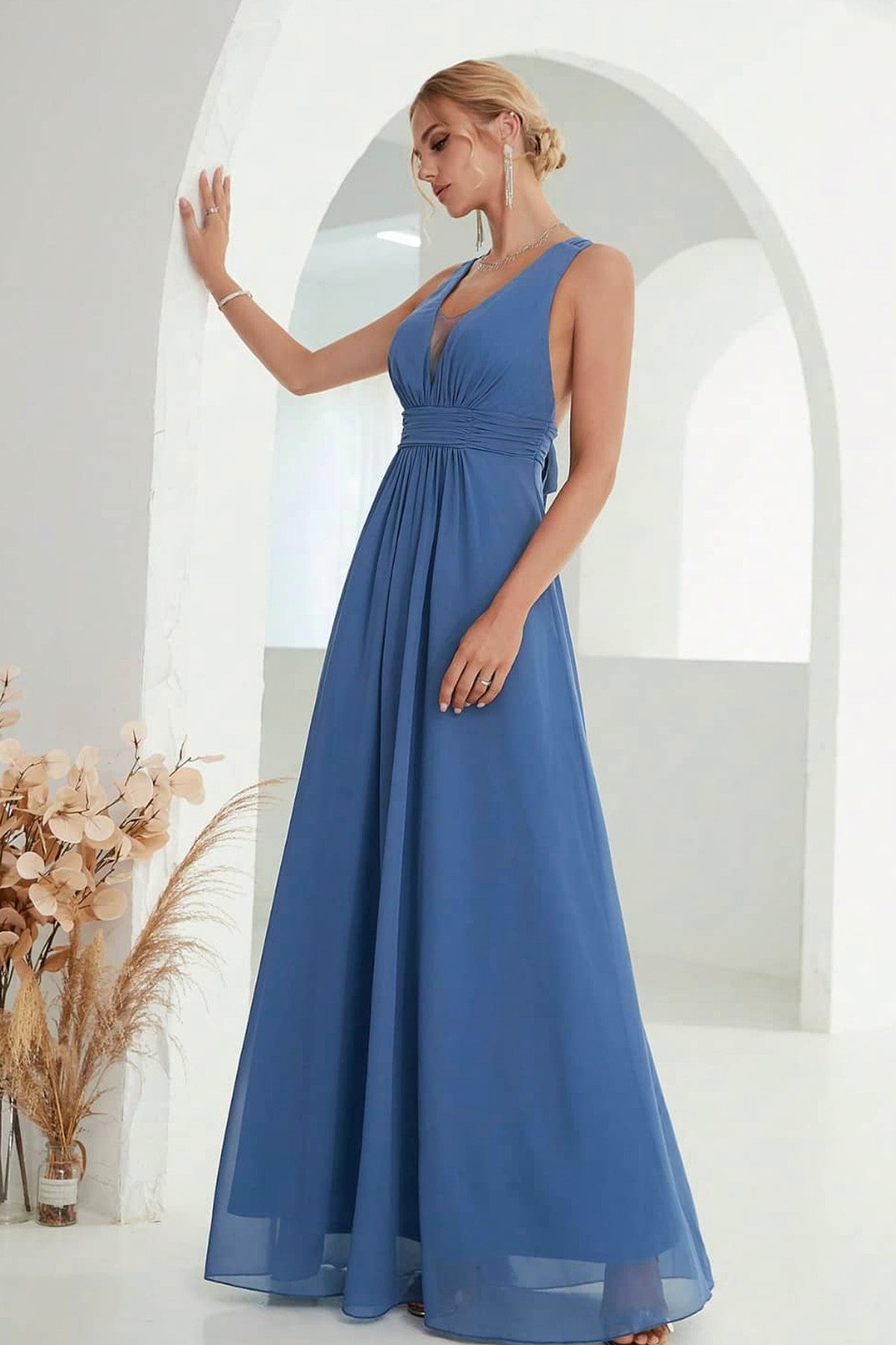 Abito lungo da cerimonia Flavia, in tulle, schiena scoperta, blu e altri colori