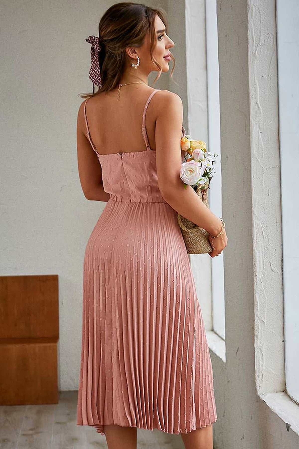 Abito midi da cerimonia Bruna, fantasia a pois, schiena scoperta, rosa cipria e altri colori