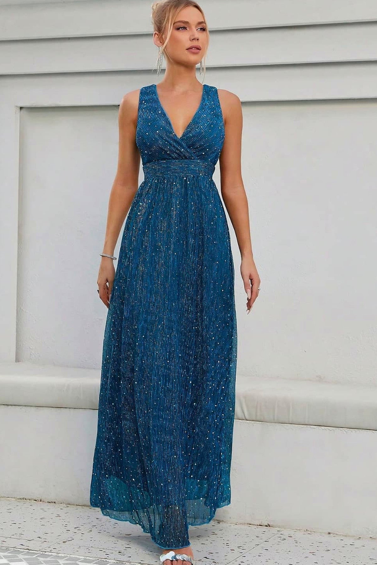 Abito lungo da cerimonia Elisa, in tulle, scollo a V, blu